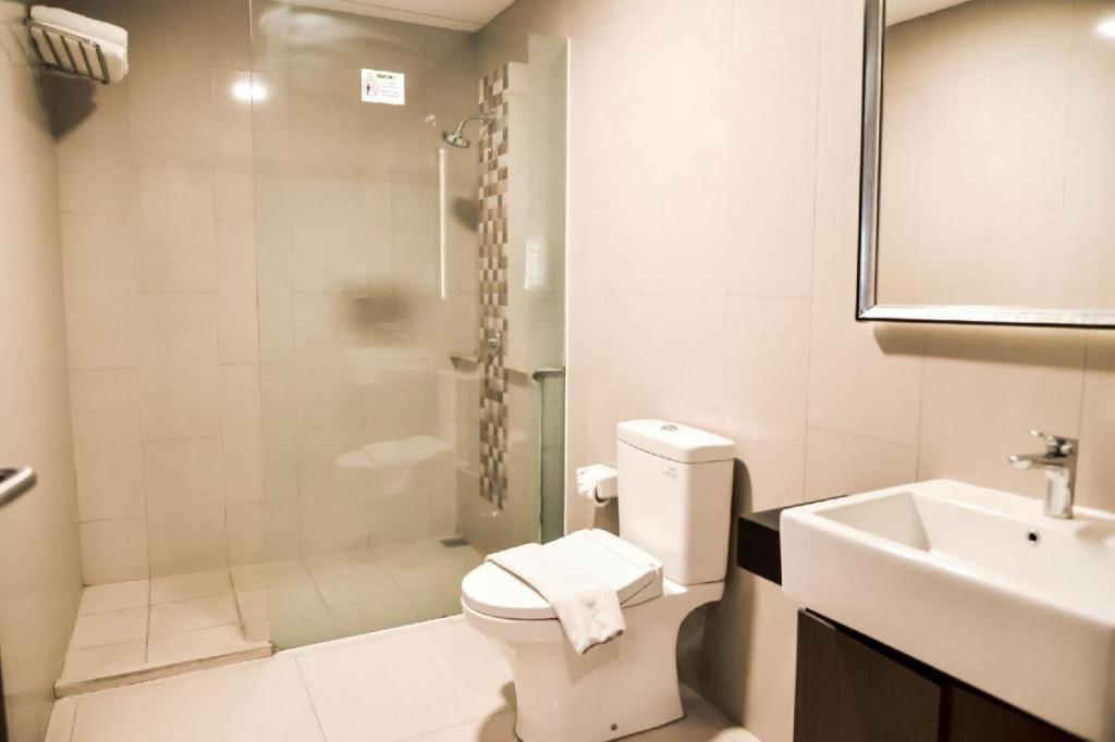 Travello Hotel Bandung Exterior foto