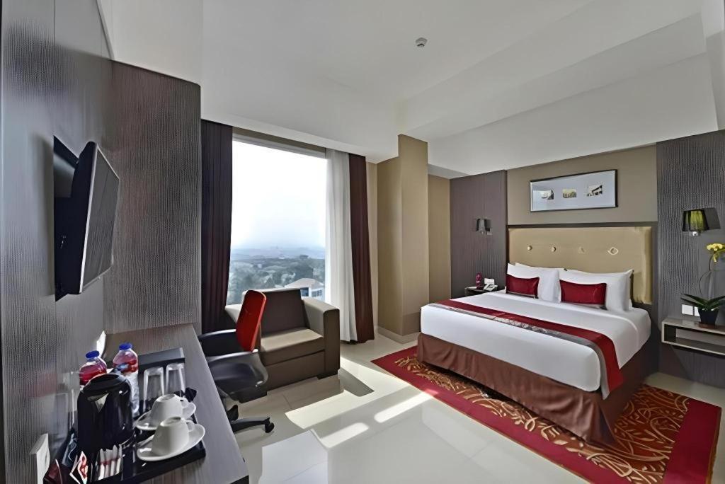 Travello Hotel Bandung Exterior foto